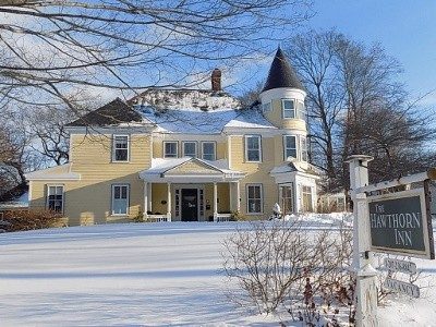 winter camden, me; front of Hawthorn Inn