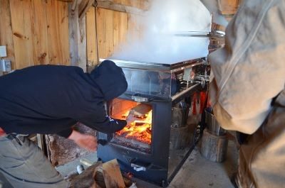 Maine Maple Sunday, boiling syrup